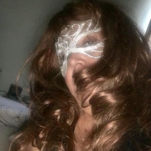 Meet your Posher, Zaida